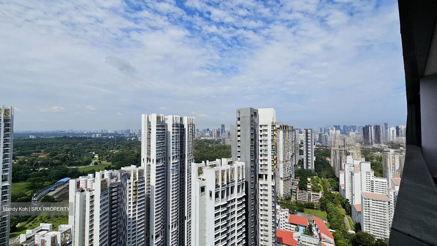 Commonwealth Towers (D3), Condominium #451126511